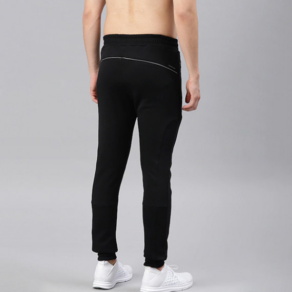 https://goldensgrove.in/products/men-black-solid-rapid-dry-running-joggers