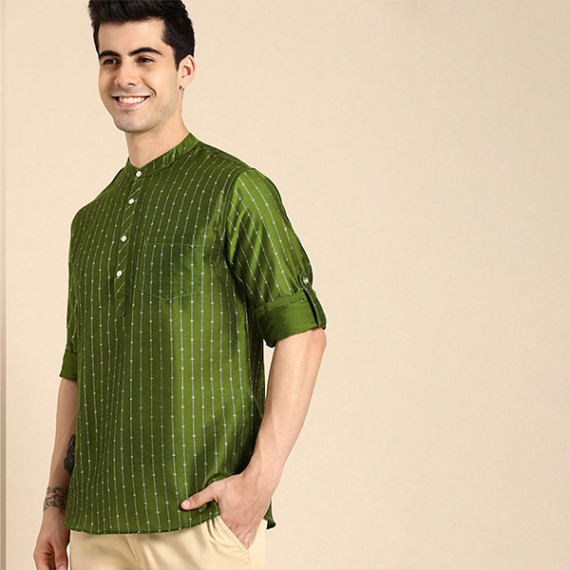 https://goldensgrove.in/products/men-olive-green-gold-toned-ethnic-motifs-woven-design-kurta