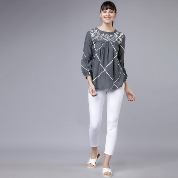 https://goldensgrove.in/products/women-grey-and-white-printed-a-line-top