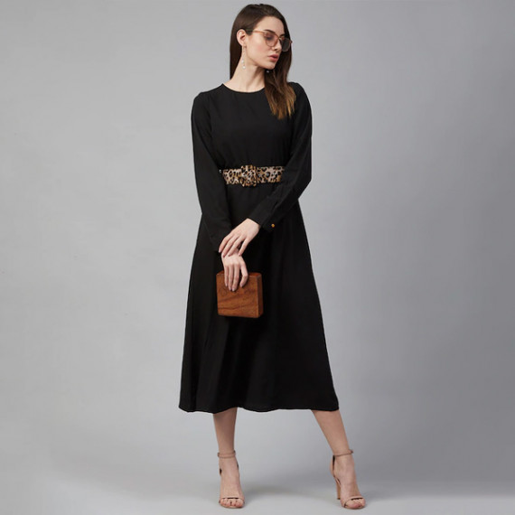 https://goldensgrove.in/products/black-pleated-maxi-dress