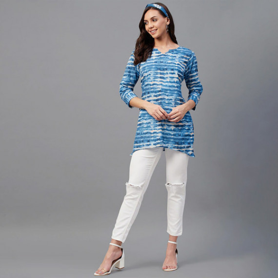 https://goldensgrove.in/products/women-blue-tunics