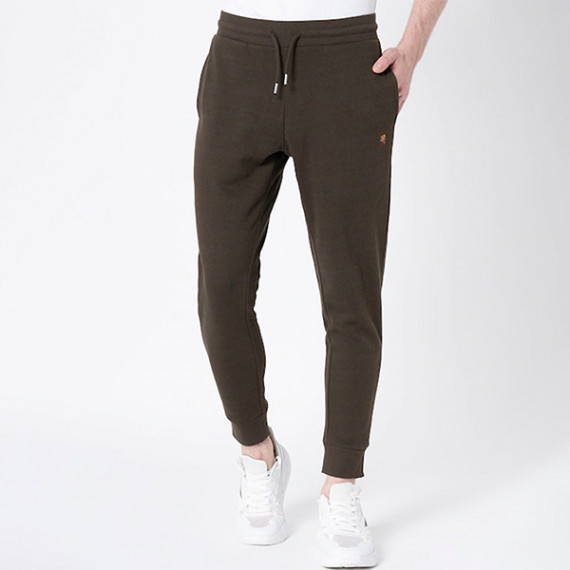https://goldensgrove.in/products/men-olive-solid-joggers