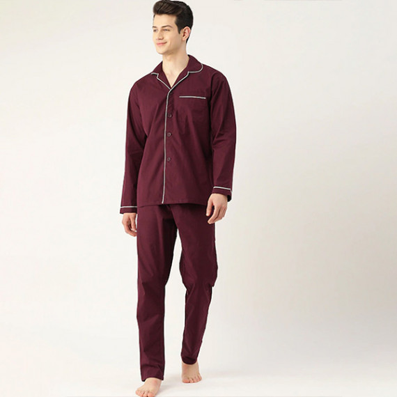 https://goldensgrove.in/products/men-burgundy-pure-cotton-solid-nightsuit