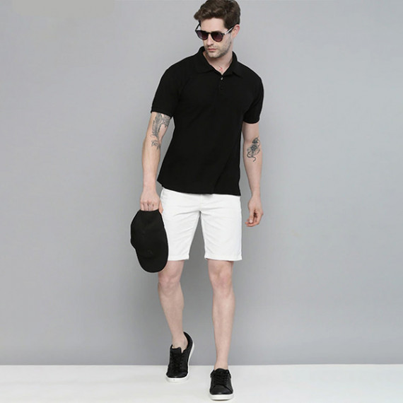 https://goldensgrove.in/products/men-white-slim-fit-chino-shorts