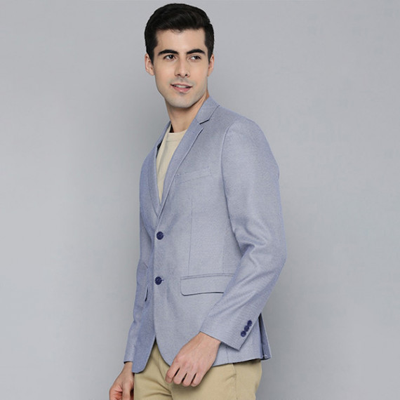 https://goldensgrove.in/products/men-blue-self-design-textured-regular-fit-smart-casual-blazer